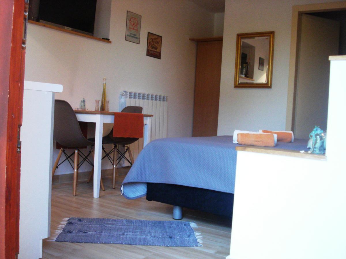 Studio Apartment Md Roč Eksteriør bilde
